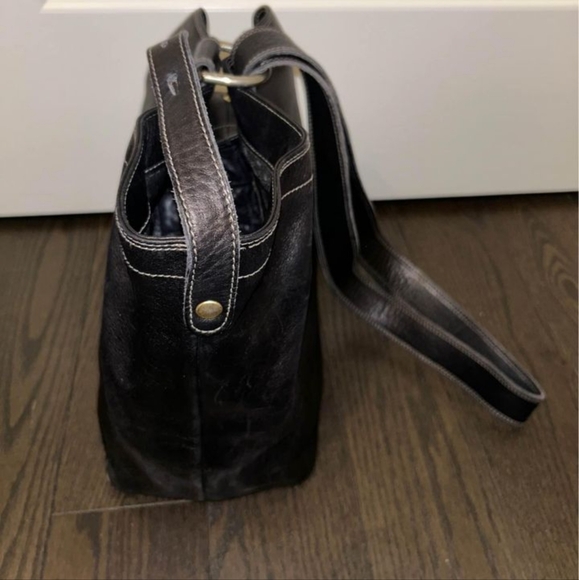 Lancel Leather Shoulder Bag - Picture 4 of 9